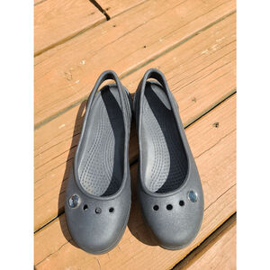 Crocs size 4 youth black